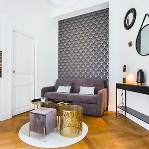  Apartamento Cmg Trocadéro / Doumer